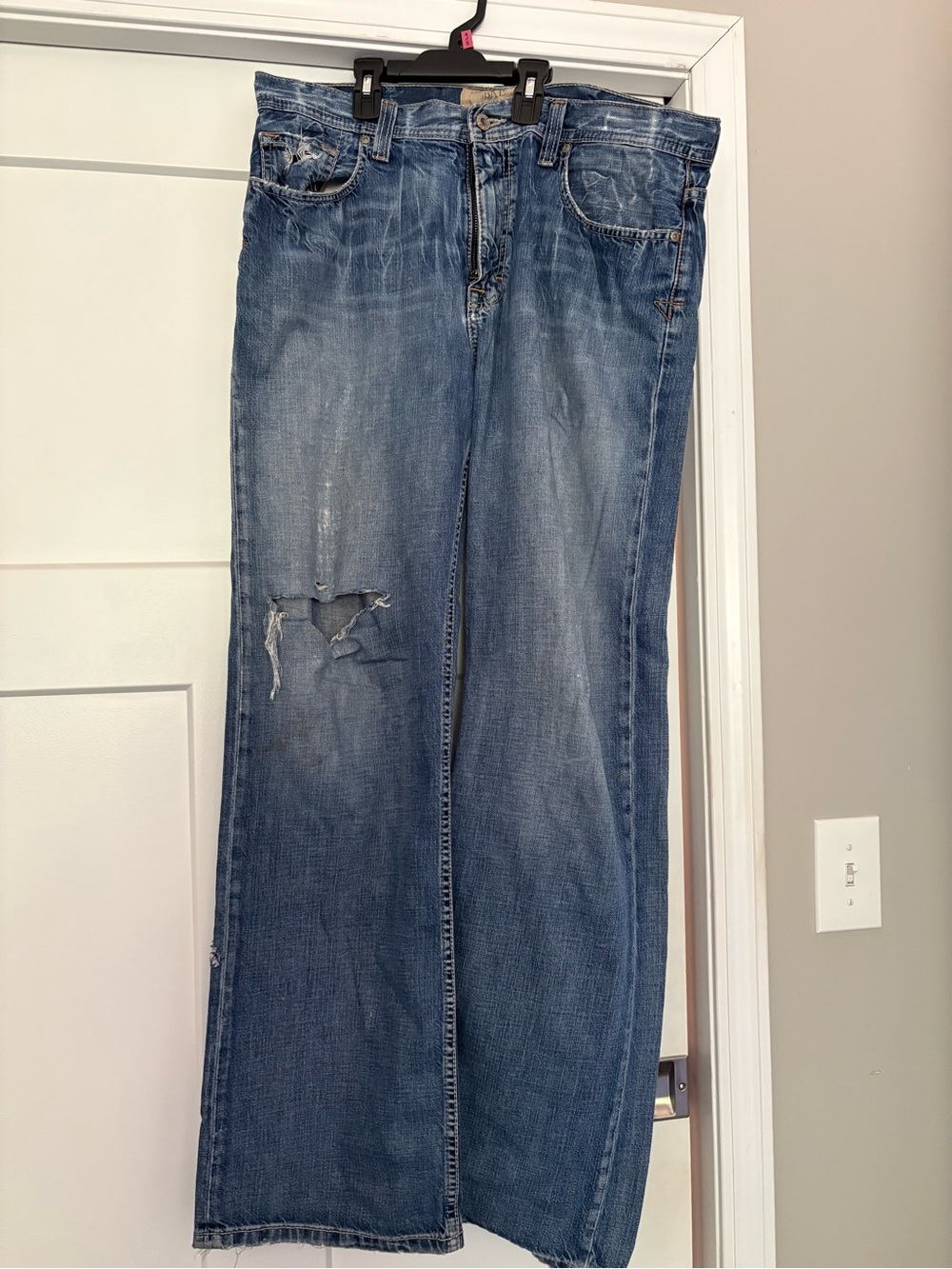 BKE Blue Relaxed Fit Jeans with Distressed Knee
